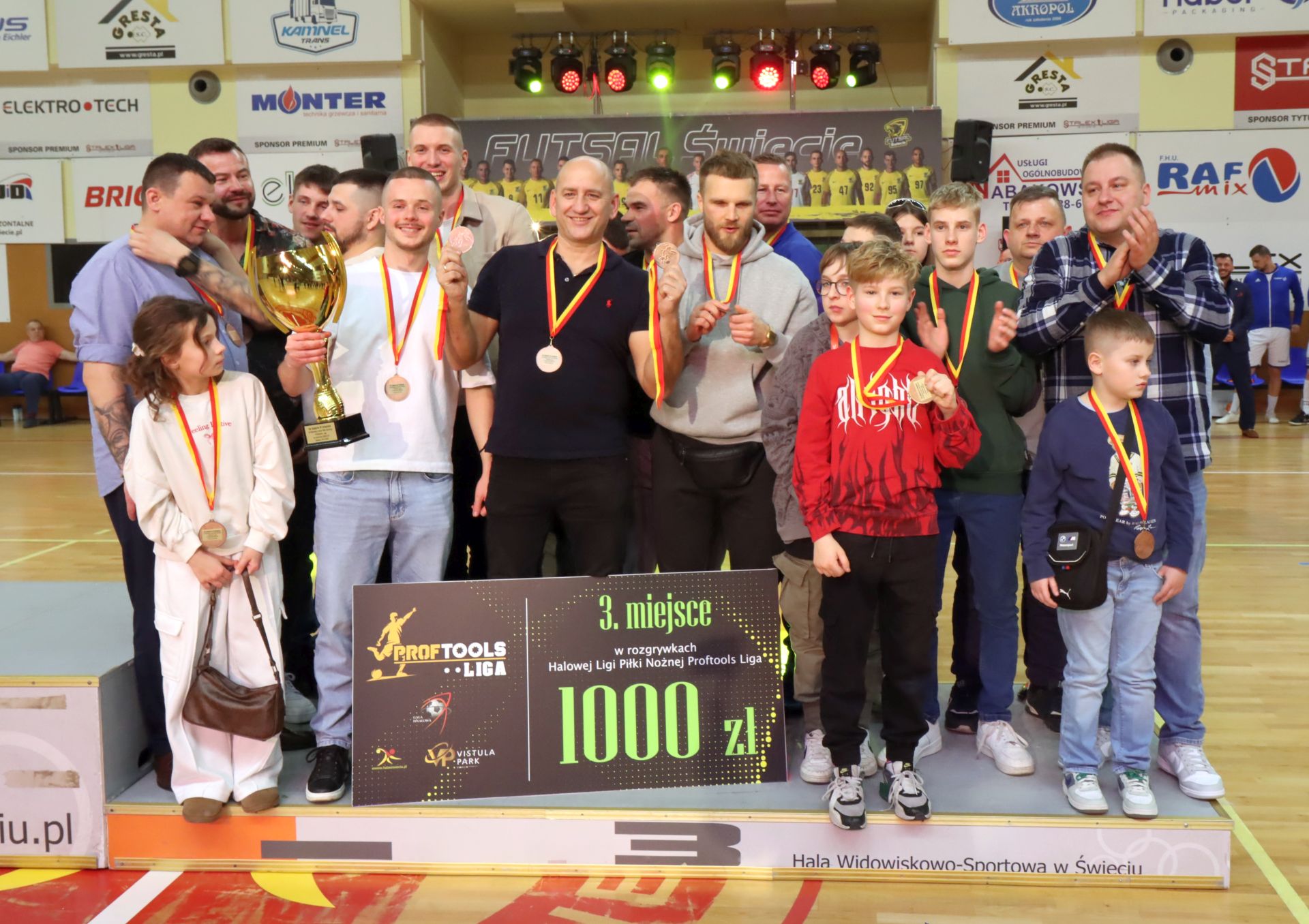FC Świecie brązowym medalistą, Raf-Mix poza podium